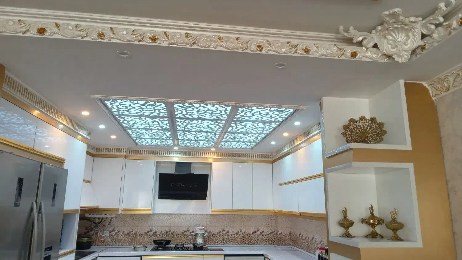 نصب و فروش تزئینات داخلی ساختمان کاغذ دیواری و....|خدمات پیشه و مهارت|اردبیل, |دیوار