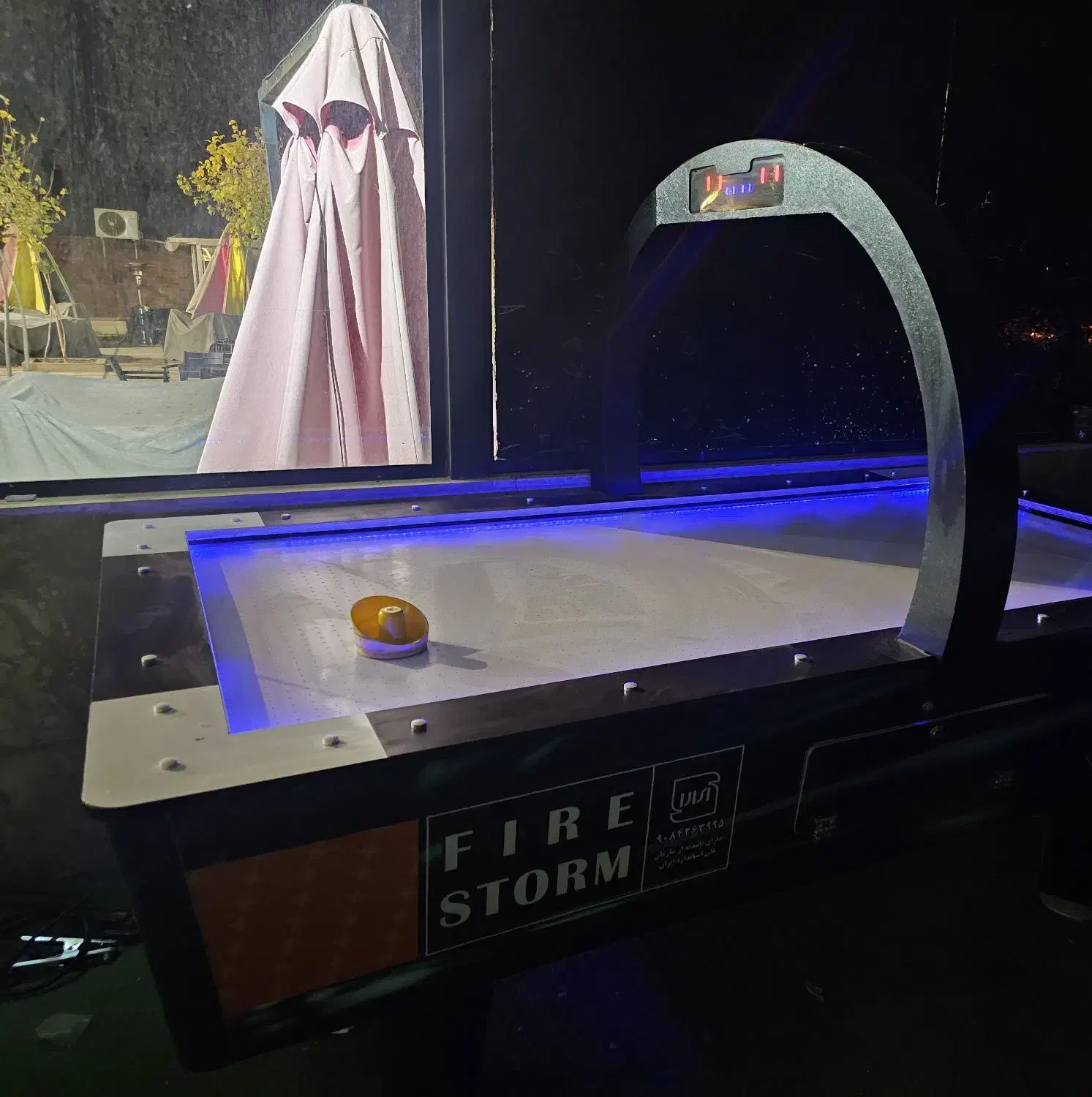 ایرهاکی|ورزش‌های توپی|سروستان, |دیوار