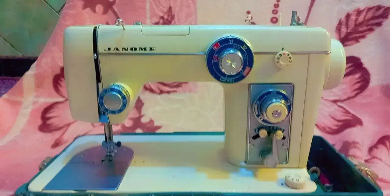 چرخ خیاطی ژانومه ۸۰۱|چرخ خیاطی و ریسندگی|دلگان, |دیوار