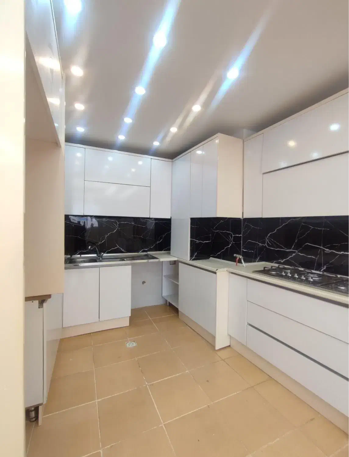 ۹۳متر/مهستان/فول لوکس|فروش آپارتمان|هشتگرد, شهرک بهشت|دیوار