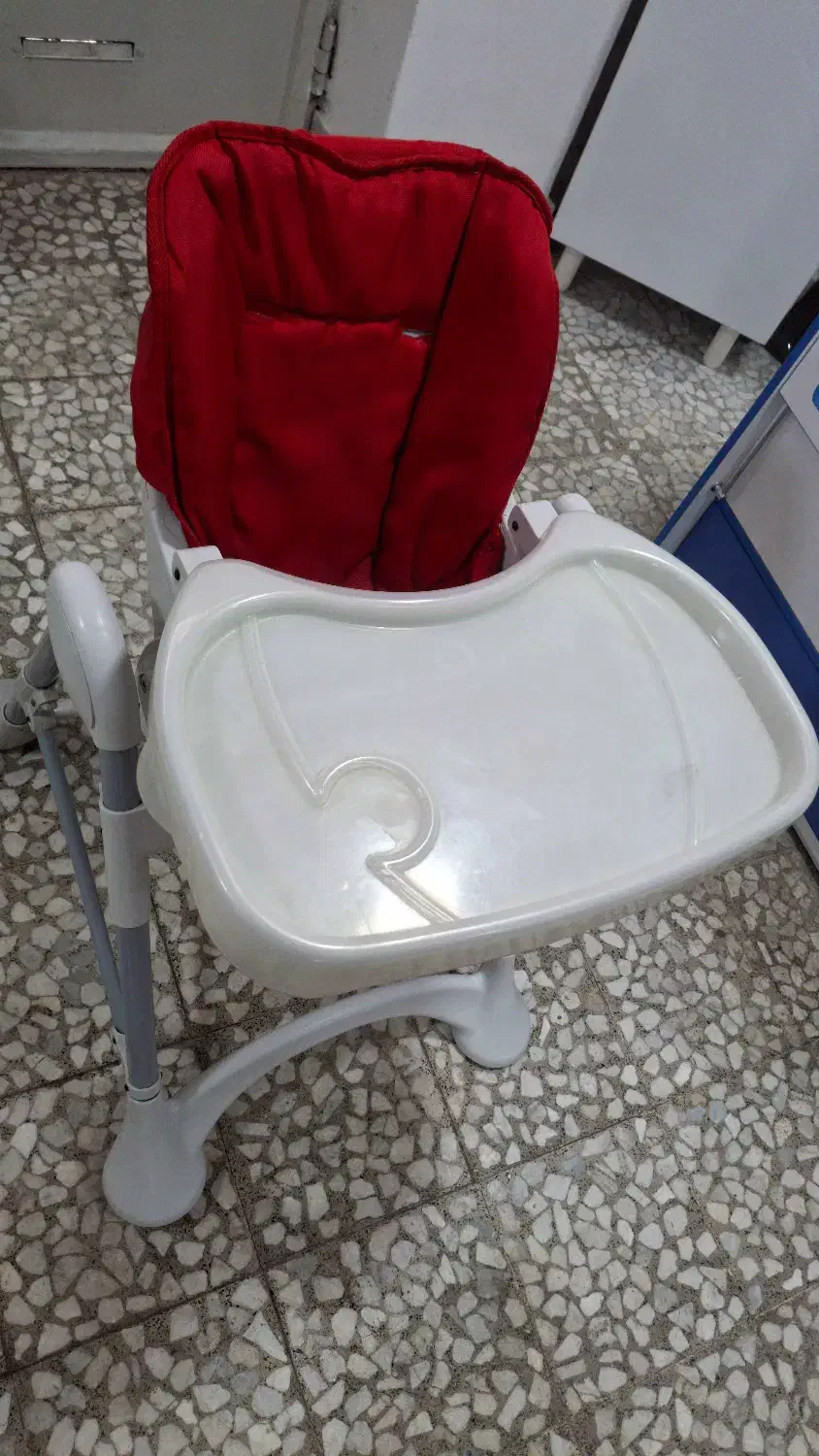 صندلی غذای کودک|تخت و صندلی بچه|لاهیجان, امیرشهید|دیوار