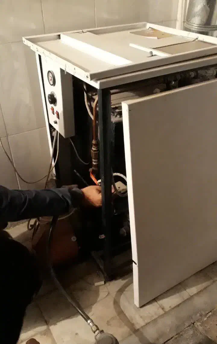 پکیچ زمینی تازه سرویس شده|آبگرمکن، پکیج، شوفاژ|فردوس (خراسان), |دیوار