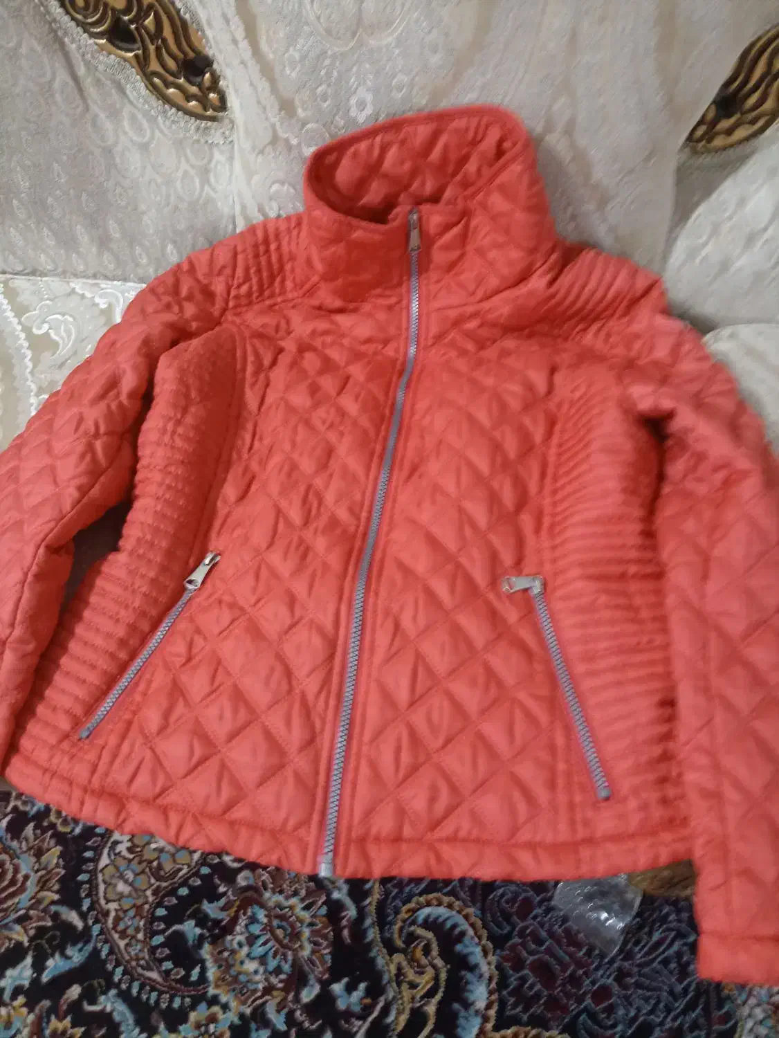 لباس|لباس|مینودشت, |دیوار