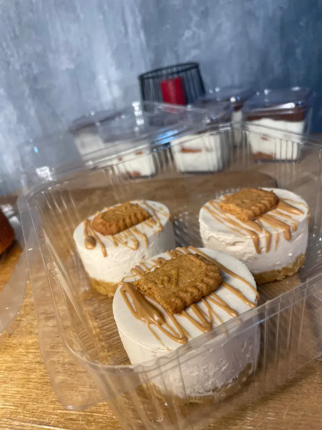 آموزش و تضمین شغلی باریستایی و بارتندری و بیکری|خدمات آموزشی|ارومیه, |دیوار