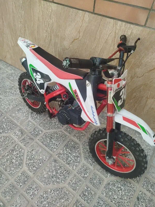 موتور تریل ۴۹ سی سی بنزینی|اسباب‌بازی بچه|شهرضا, |دیوار