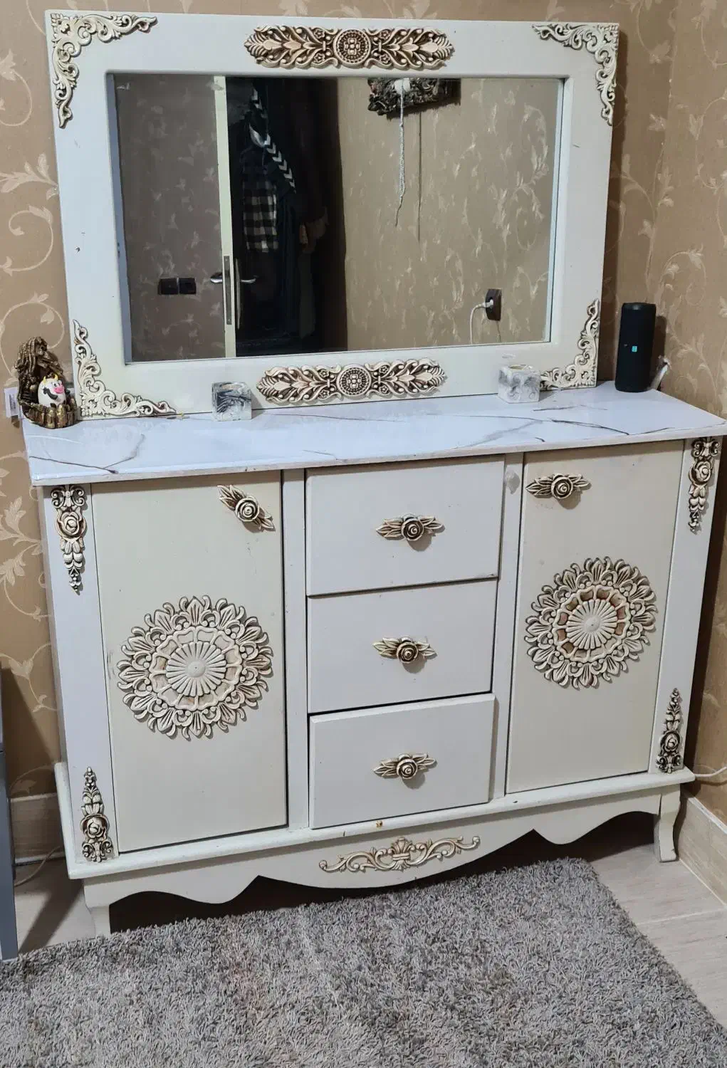 آینه کنسول|بوفه، ویترین، کنسول|خرم‌آباد, |دیوار