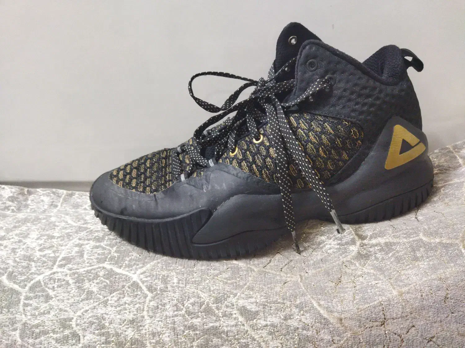 کتونی peak اورجینال|کیف، کفش، کمربند|قم, باغ شازده|دیوار