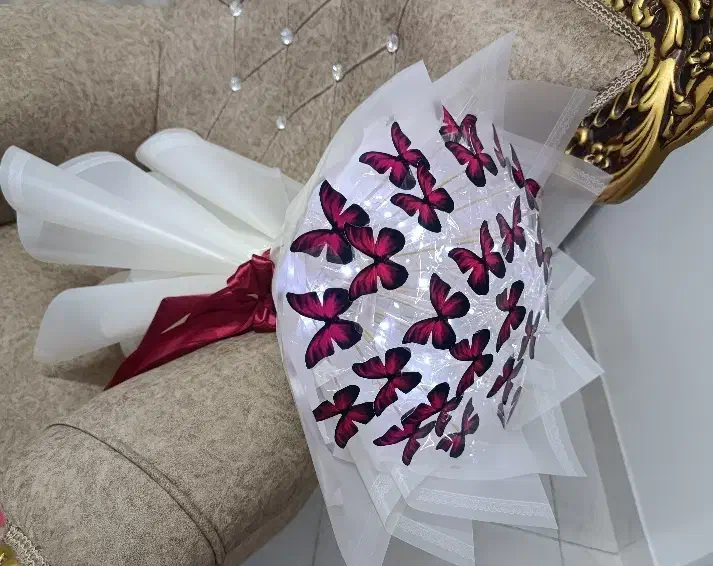 گل ولنتاین|گل مصنوعی|همدان, |دیوار