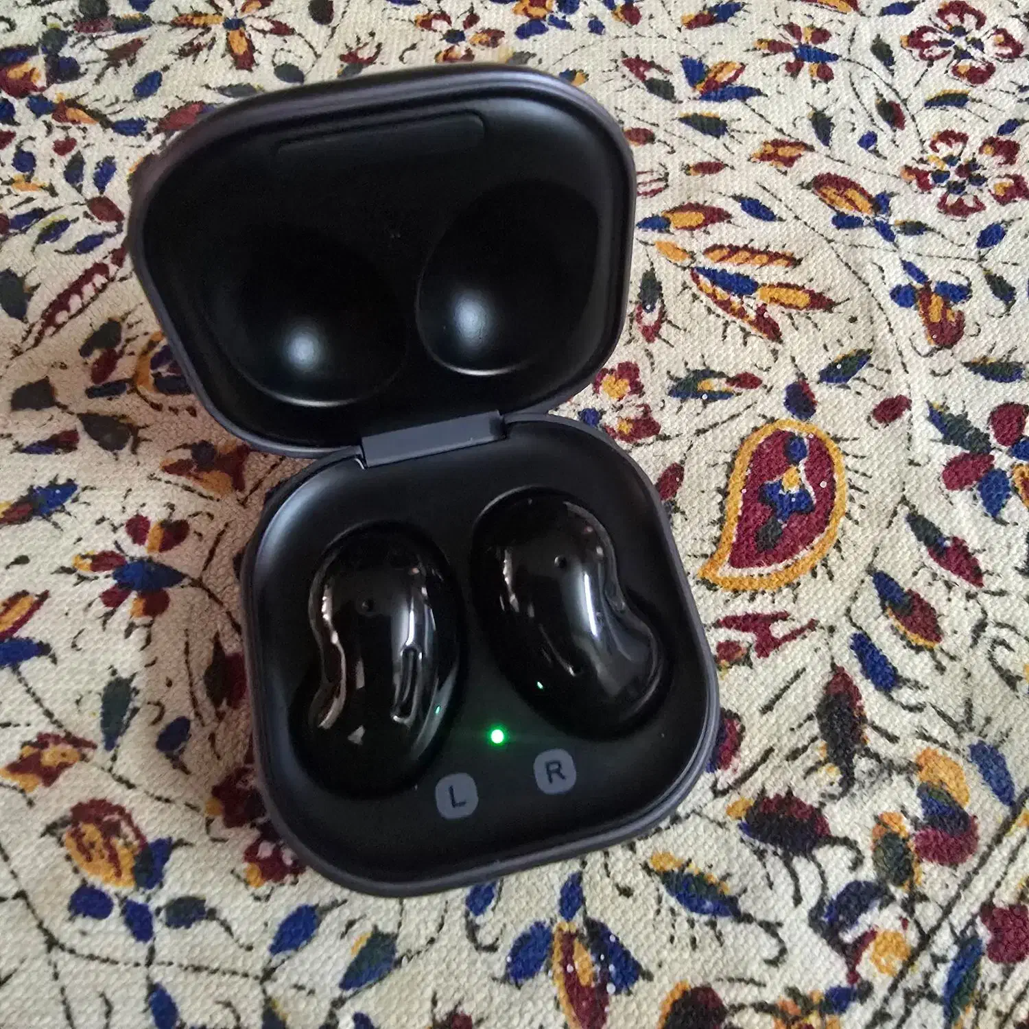 ایرپاد|لوازم جانبی موبایل و تبلت|اراک, |دیوار