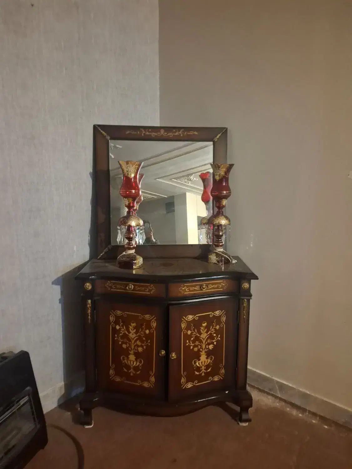 میز تلوزیون و آینه کنسول|میز تلویزیون|شاهینشهر, نظامی|دیوار