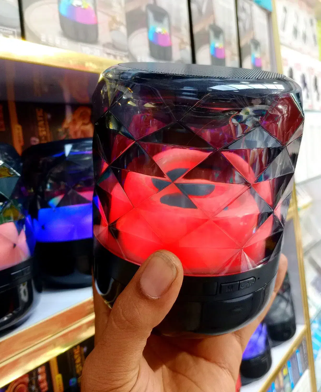 اسپیکر طرح هارمن RGB.موبایل 740|پخشکننده همراه|صدرا-فارس, فاز ۲|دیوار