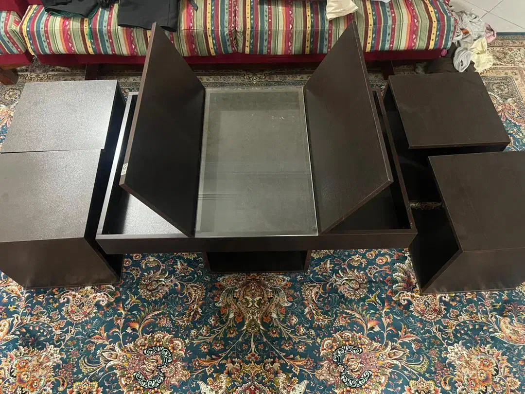 میز عسلی همراه ۴ عدد جلو مبلی|مبلمان خانگی و میز عسلی|آبیک, |دیوار