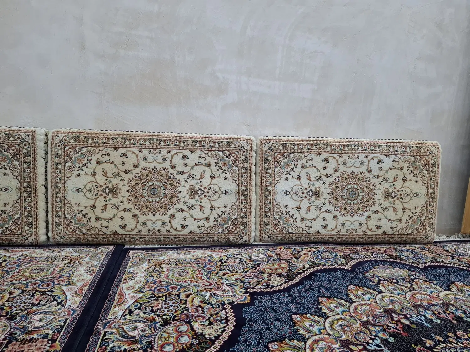 پشتی|پشتی|کامیاران, |دیوار
