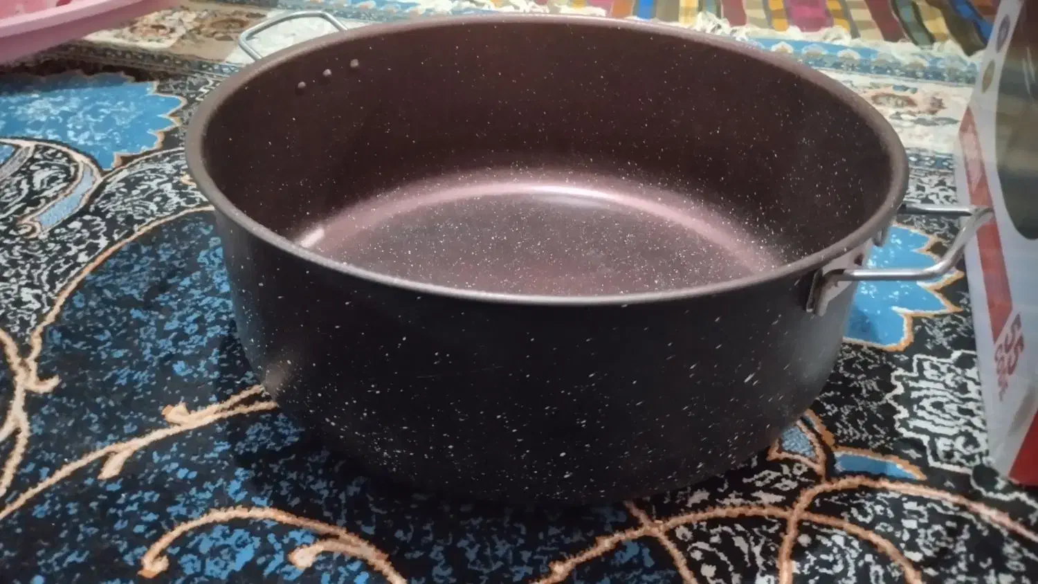 قابلمه و ماهیتابه|ظروف پختوپز|ایذه, |دیوار