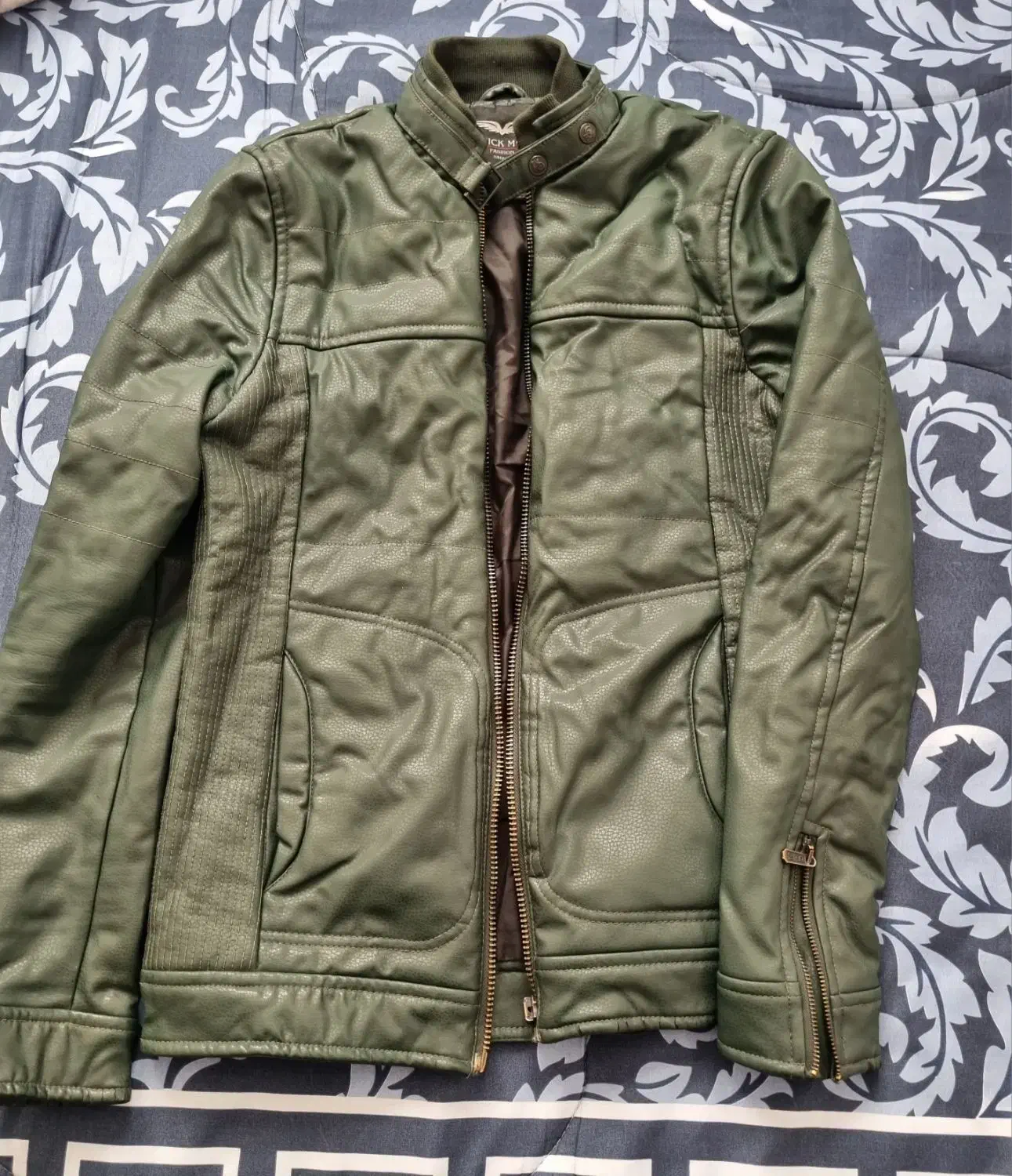 کاپشن چرم اصلی و شنل|لباس|گلپایگان, |دیوار