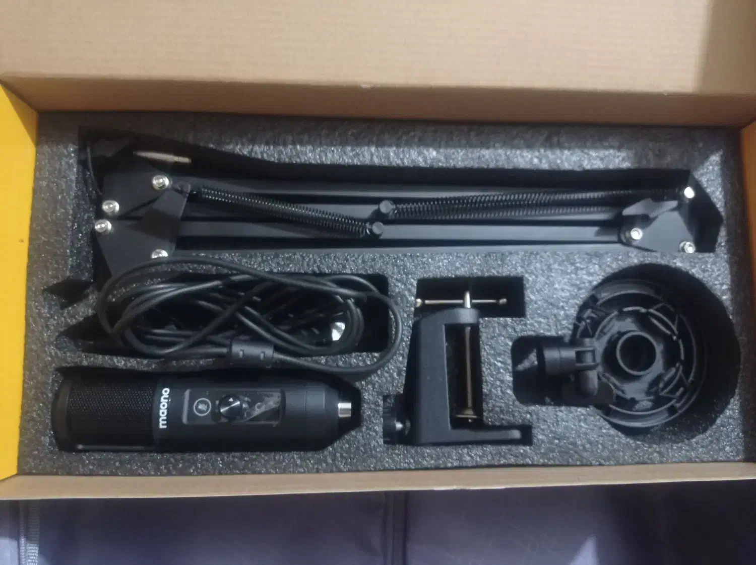 میکروفون هدفون حرفه ای استودیو کندانسر|صوتی و تصویری|تهران, آذری|دیوار