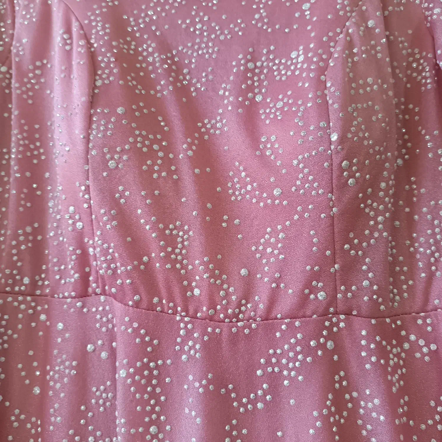 لباسهای مجلسی|لباس|نیشابور, هفده شهریور|دیوار