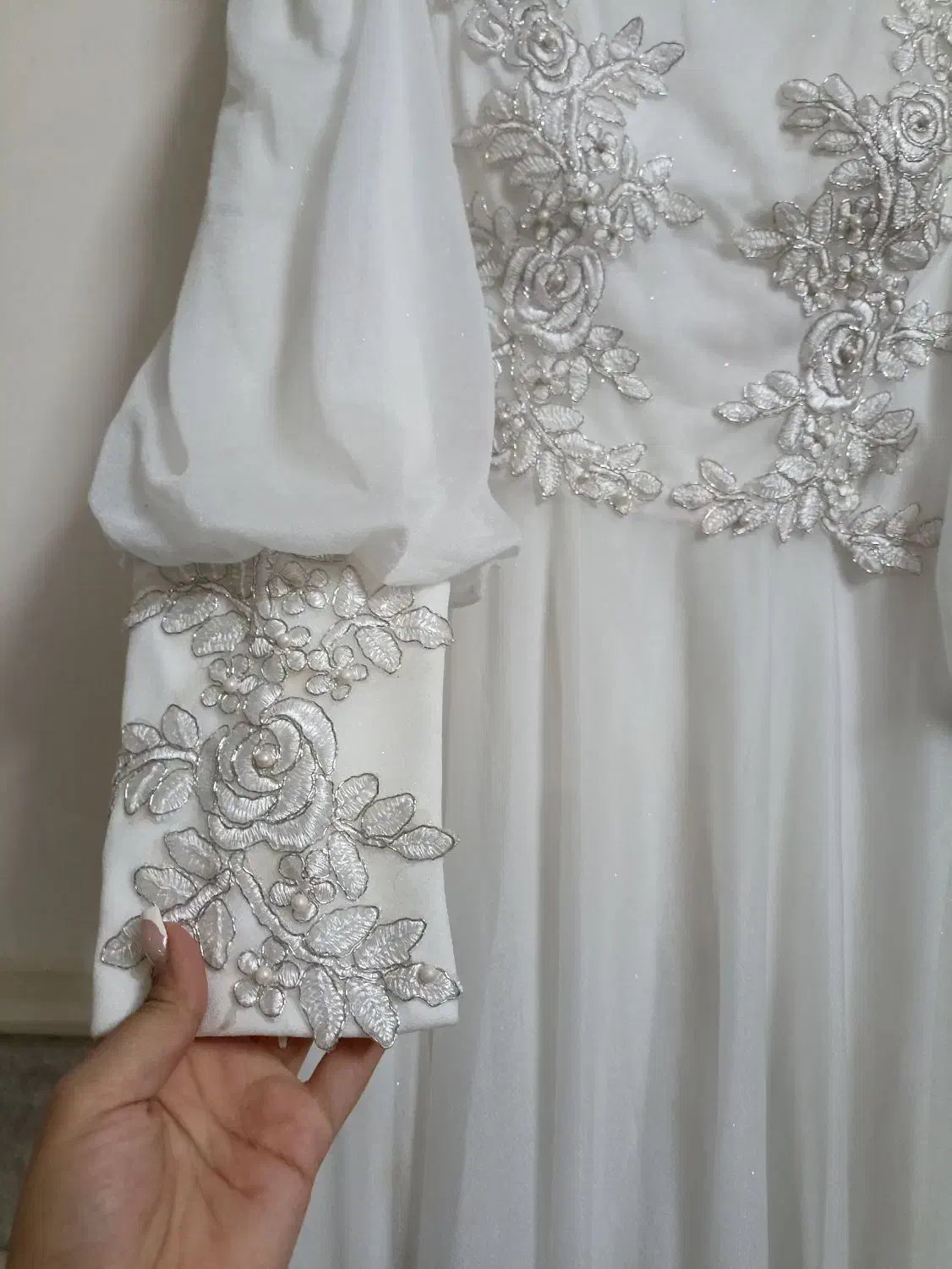 لباس عقد حنابندون بله برون|لباس|قم, نخودی|دیوار