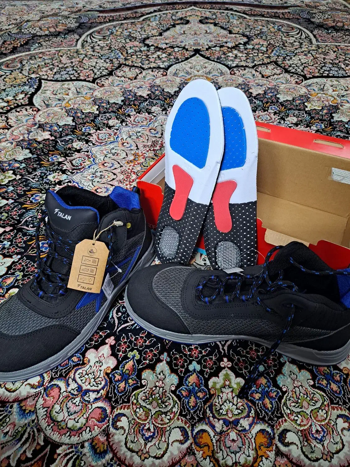 کتونی  اورجینال زمستانی مناسب  کوه نوردی آلمانی|کیف، کفش، کمربند|تهران, نازی‌آباد|دیوار