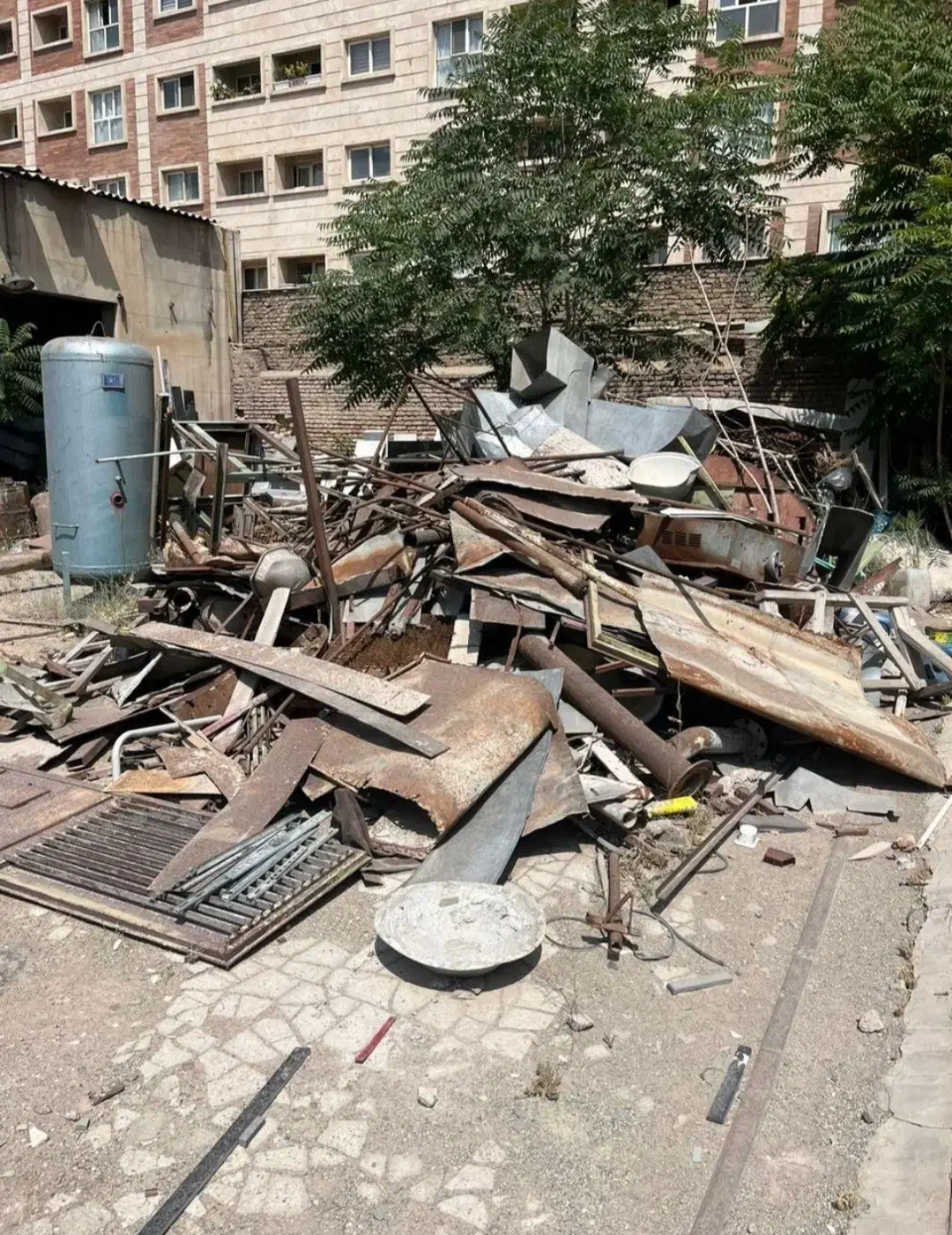 خرید و فروش آهن سنگین بار و شرکتی و کارخانه ای|عمدهفروشی|مشهد, شهرک صنعتی توس|دیوار