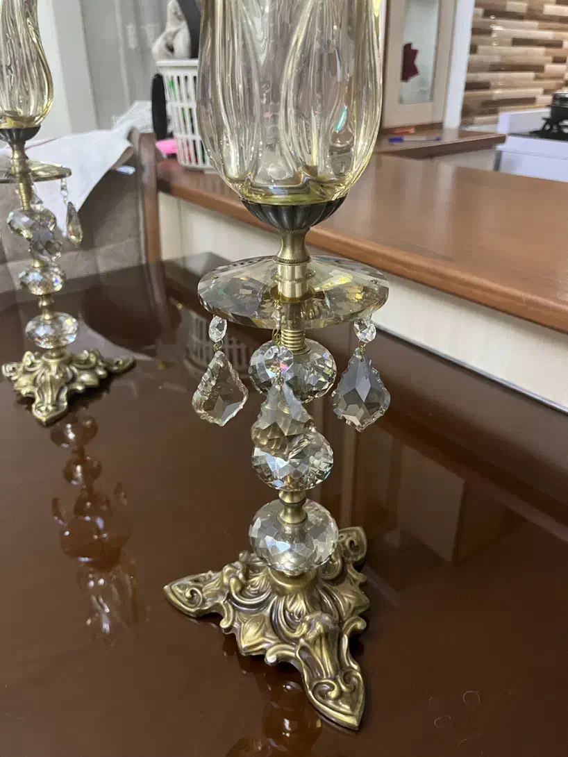 شمعدان|کلکسیون اشیاء عتیقه|اندیشه, اندیشه فاز ۳|دیوار