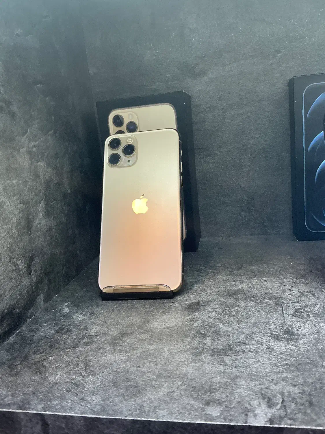 ایفون 12proو iPhone 11pro از دم اقساط|موبایل|اصفهان, مفتح|دیوار