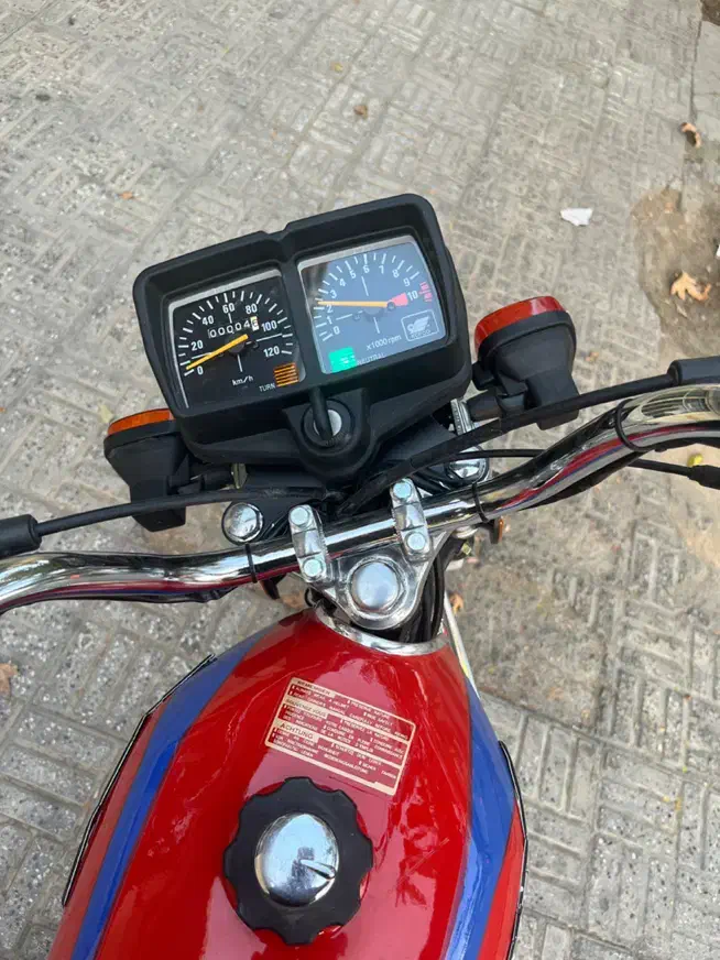 موتور هندا کویر ۹۳ اقساط ۱۲ ماهه|موتورسیکلت|نجف‌آباد, شهید رجایی|دیوار