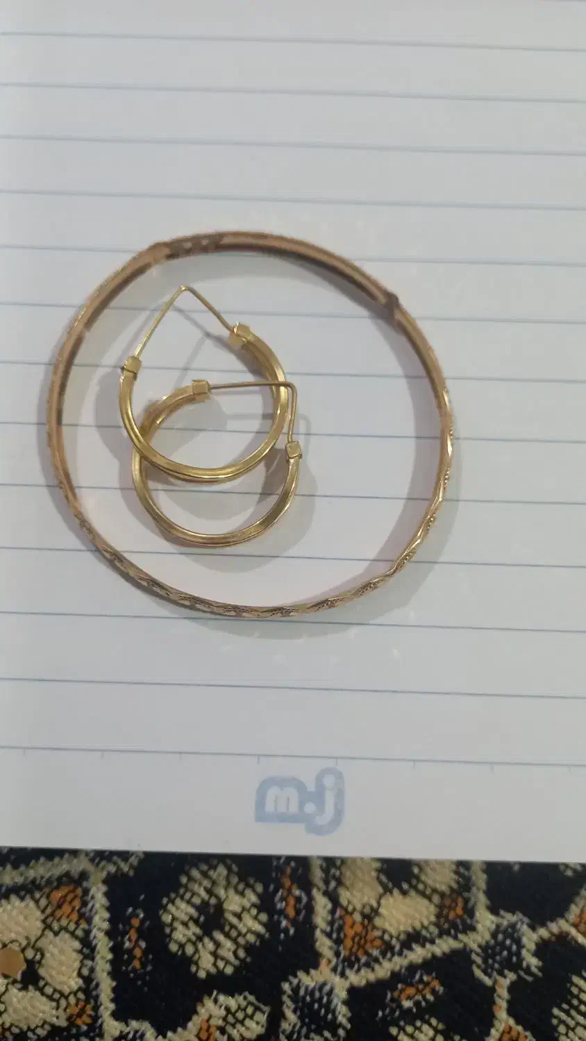 یه گوشوار حلقه ای درحدنو.بایک النگوشماره یک|جواهرات|نهاوند, |دیوار