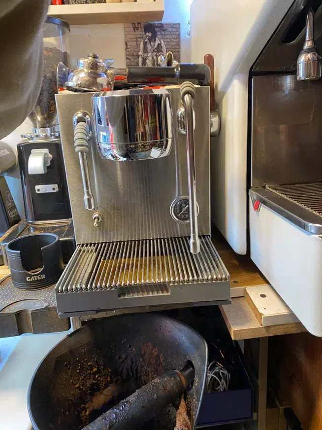 اسپرسو ساز نیمه صنعتی لواک|قوری، کتری، قهوهساز دستی|کرج, حسن آباد|دیوار