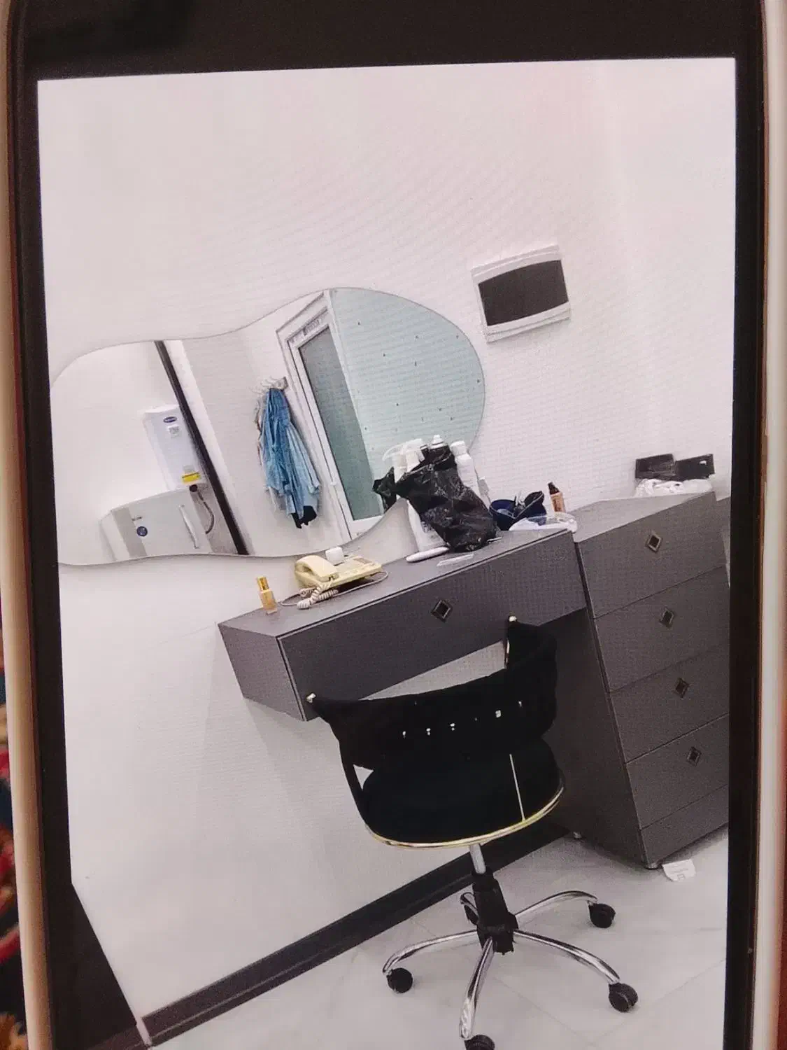 آینه|آینه|دورود, |دیوار