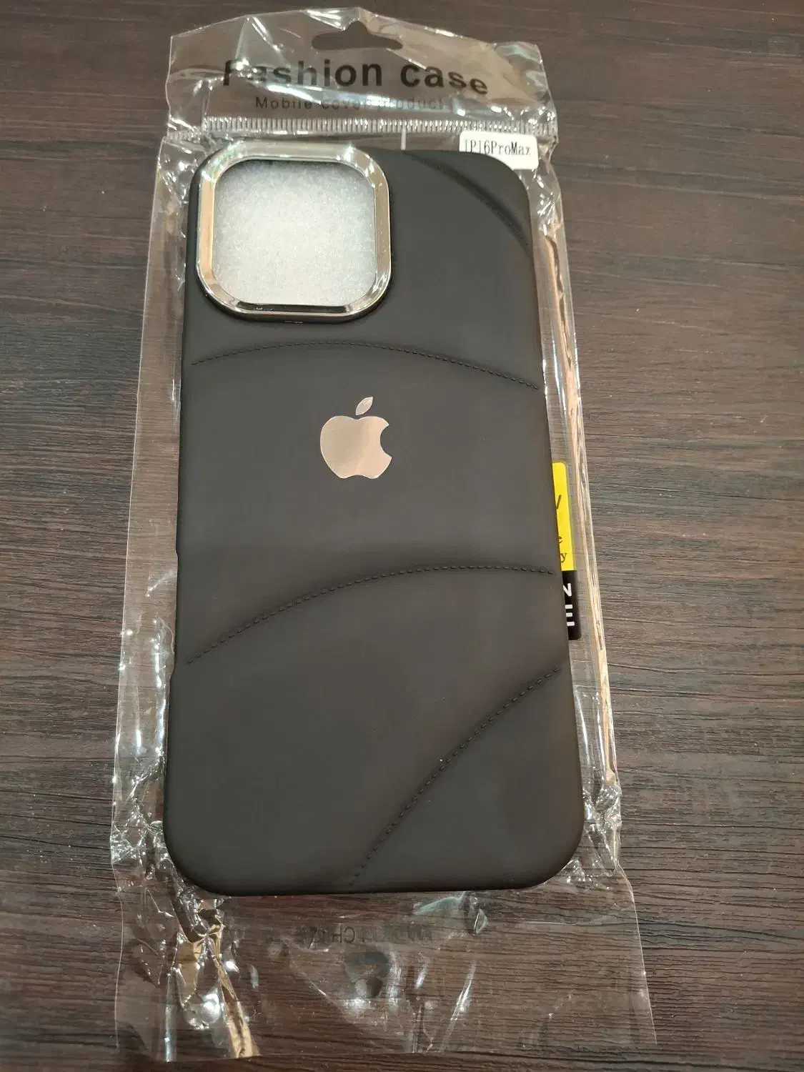 فروش بک کاور آیفون ۱۶ پرومکس|لوازم جانبی موبایل و تبلت|بندرعباس, |دیوار