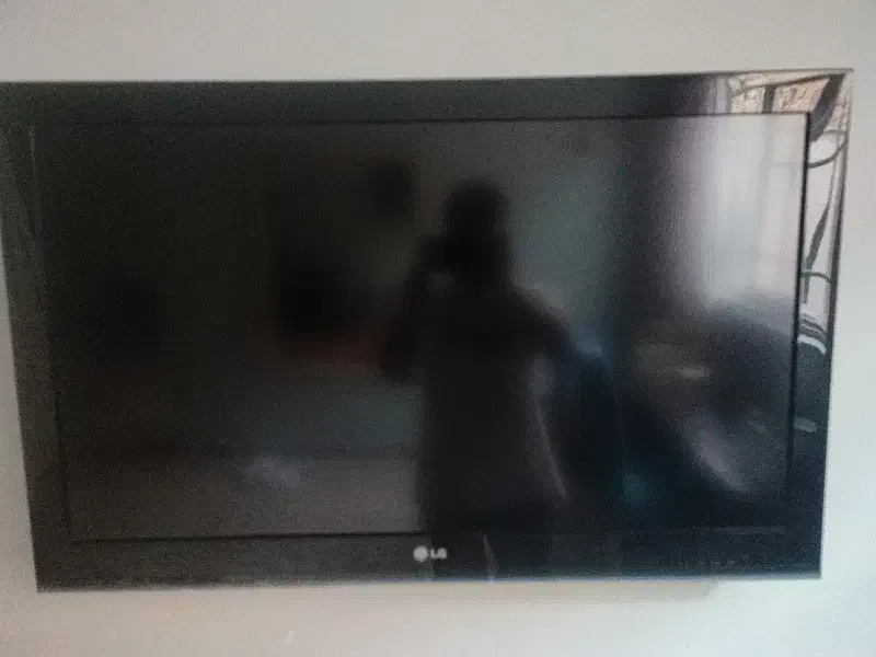 تلویزیون ال جی سالم|تلویزیون و پروژکتور|مشکین‌دشت, |دیوار