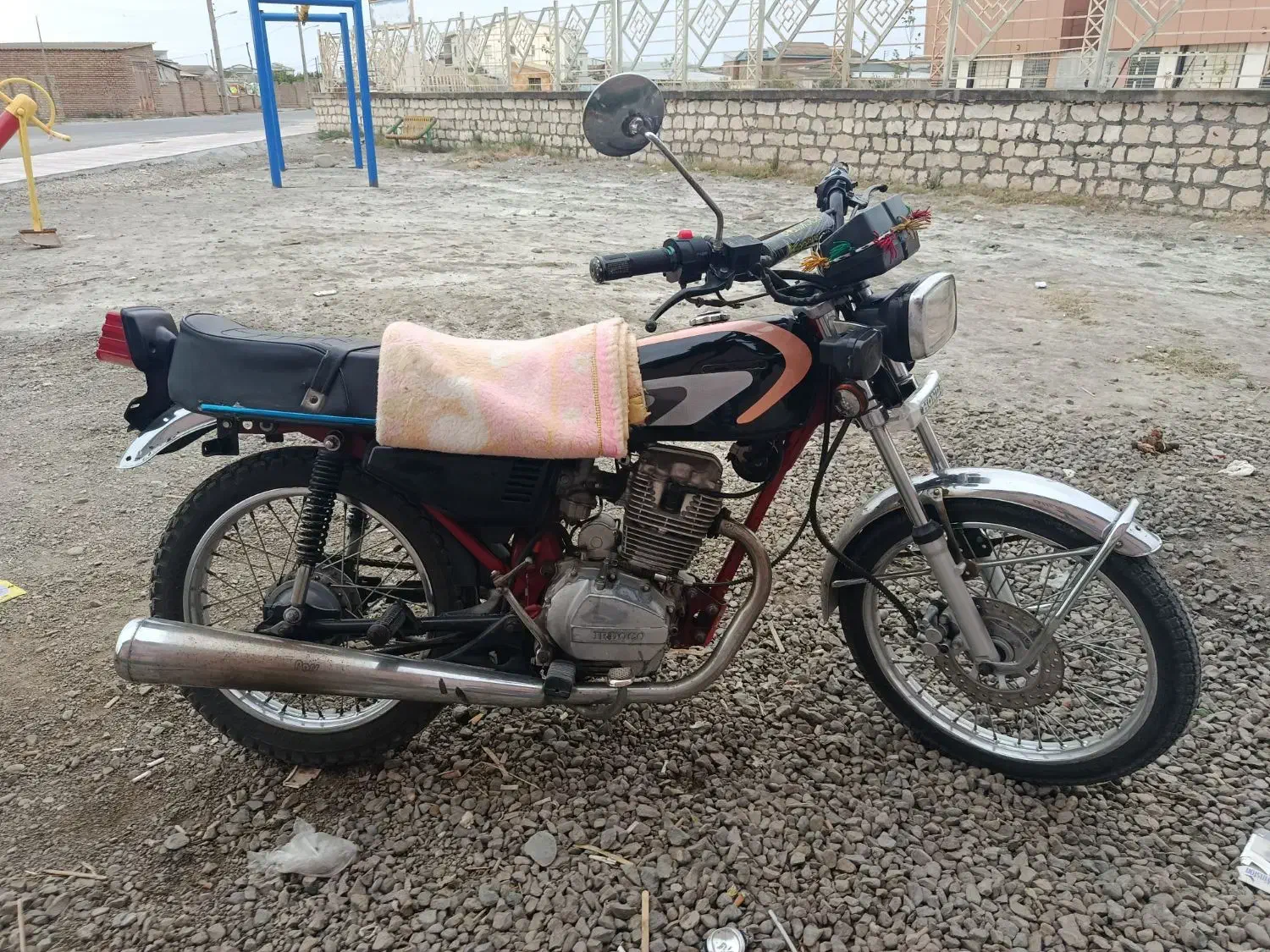 ماتور ۲۰۰ تک استارت روشن مزایده|موتورسیکلت|گمیشان, |دیوار