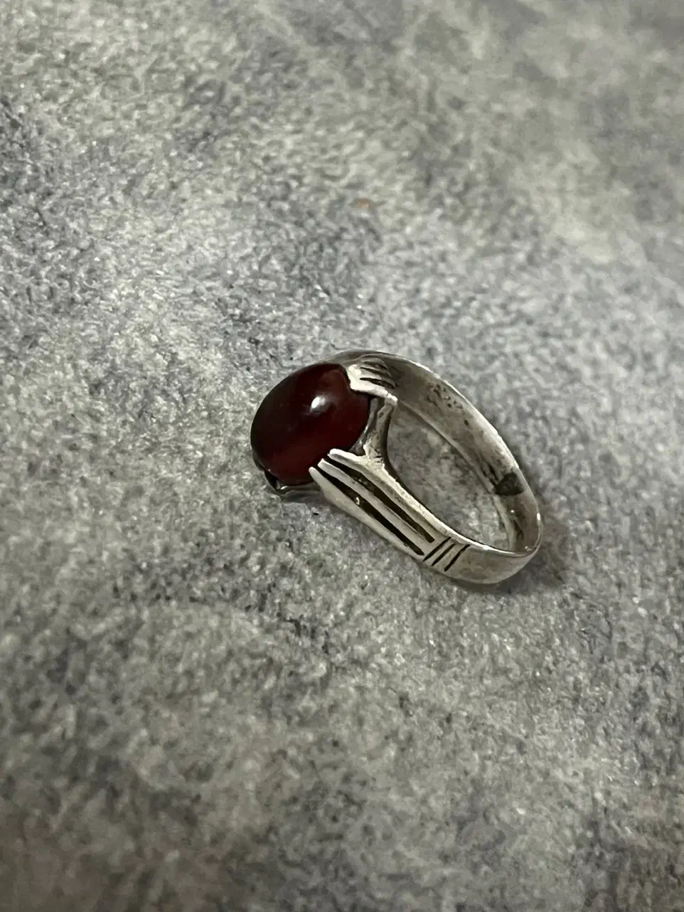 انگشتر نقره مردانه عقیق سرخ( دستساز قدیمی)|جواهرات|رباط‌کریم, رباط‌کریم|دیوار