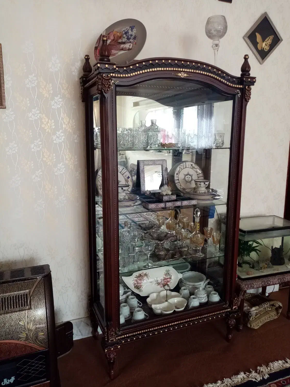 گنجه بوفه|مبلمان خانگی و میز عسلی|مشهد, عبادی|دیوار