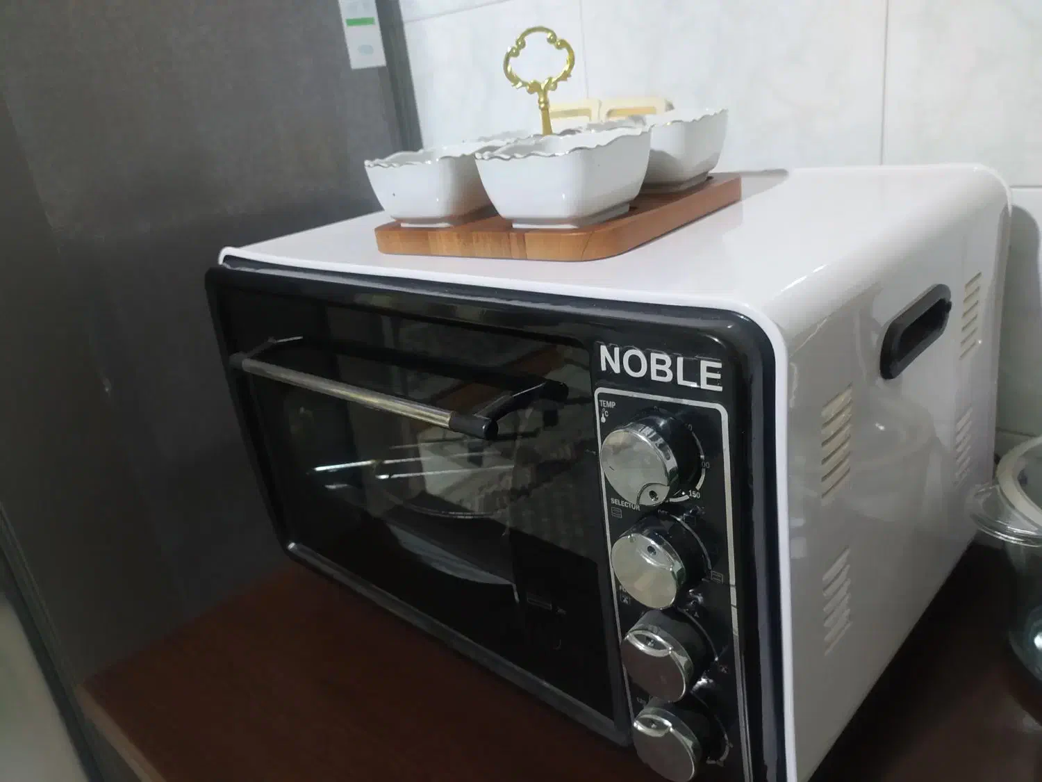 توستر سالم و تمیز 4000000|اجاق گاز و لوازم برقی پخت‌وپز|اراک, |دیوار