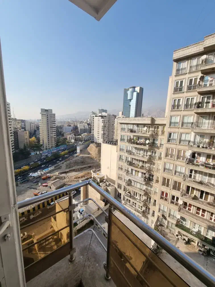 ۳۰۰ متر ۴ خواب تاپ لوکیشن الهیه