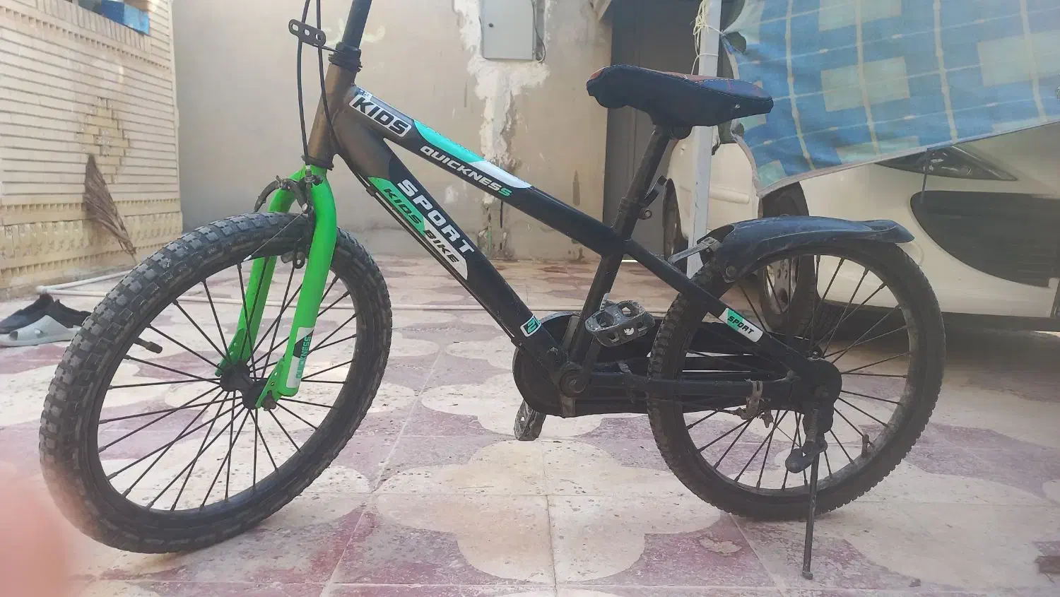 دچرخه|دوچرخه، اسکیت، اسکوتر|بندر دیر, |دیوار