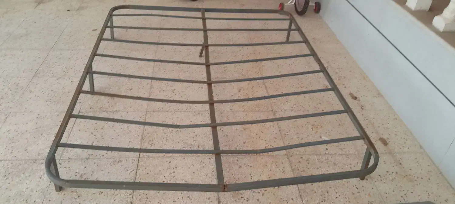 پایه اهنی تخت ۲نفره|تخت و سرویس خواب|قزوین, |دیوار