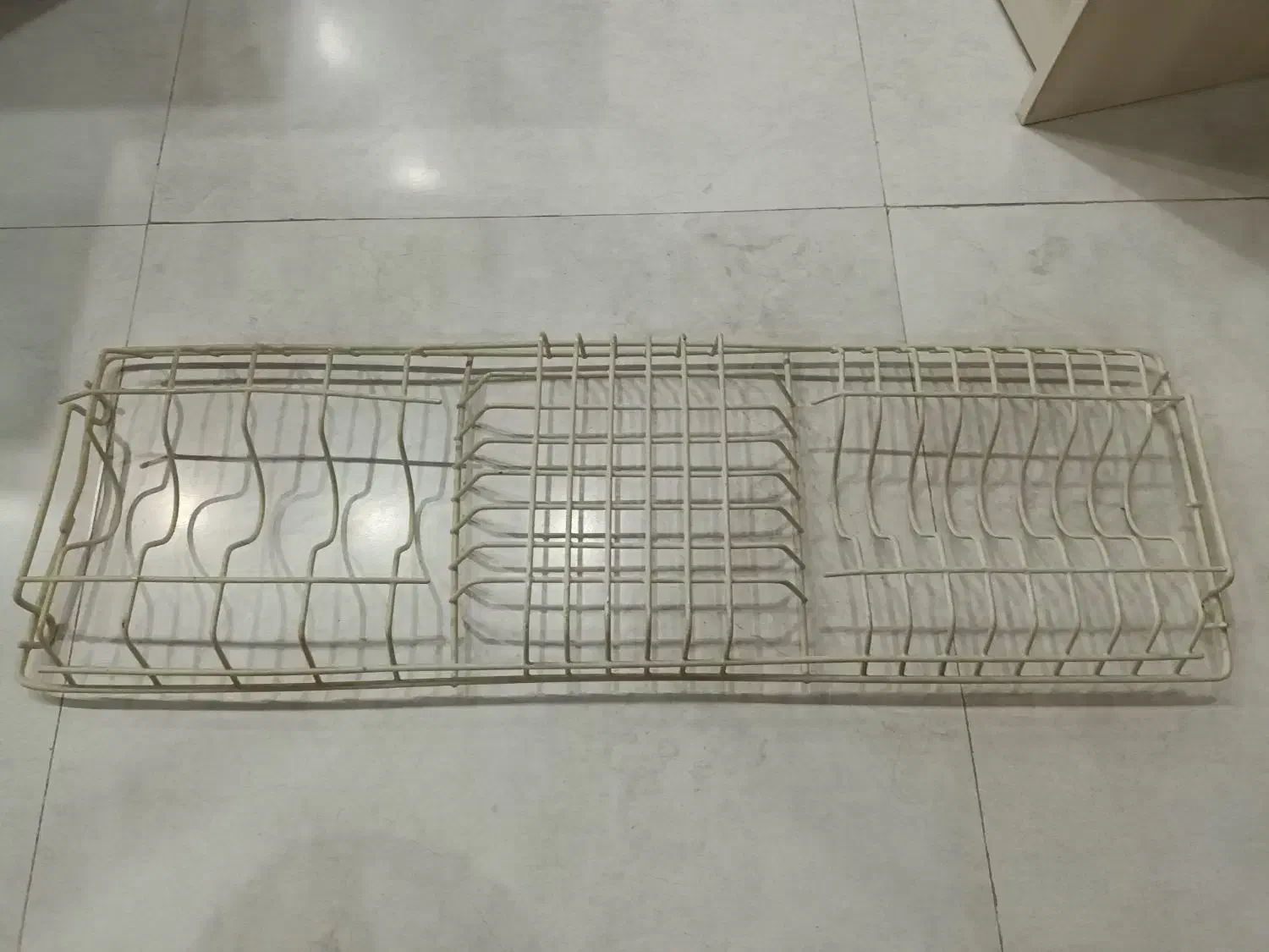 ابچکان|آب‌چکان و نظم‌دهنده ظروف|رشت, حافظ آباد|دیوار