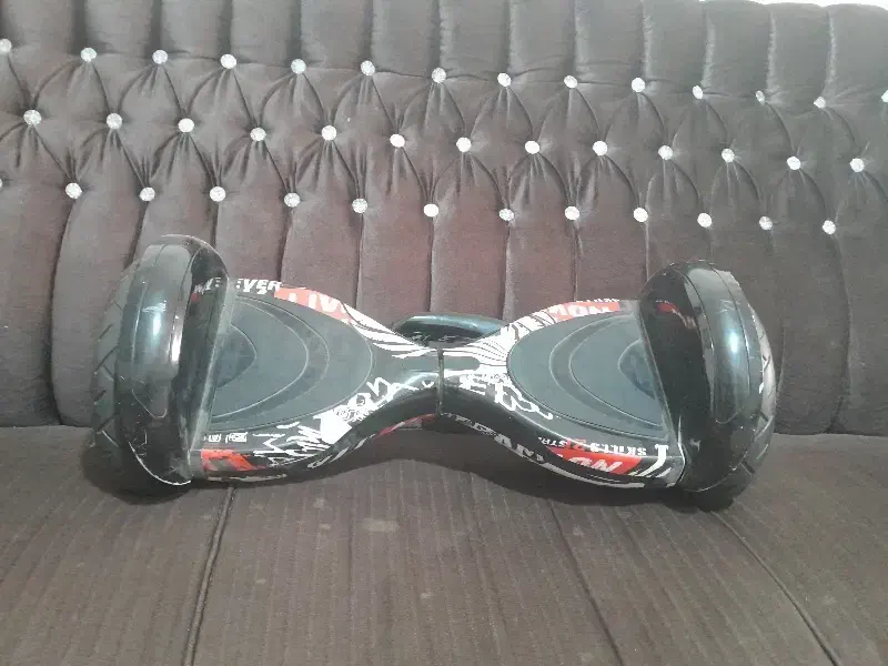 اسکوتر برقی ۸اینچ بسیارتمیز|دوچرخه، اسکیت، اسکوتر|مهاجران, |دیوار