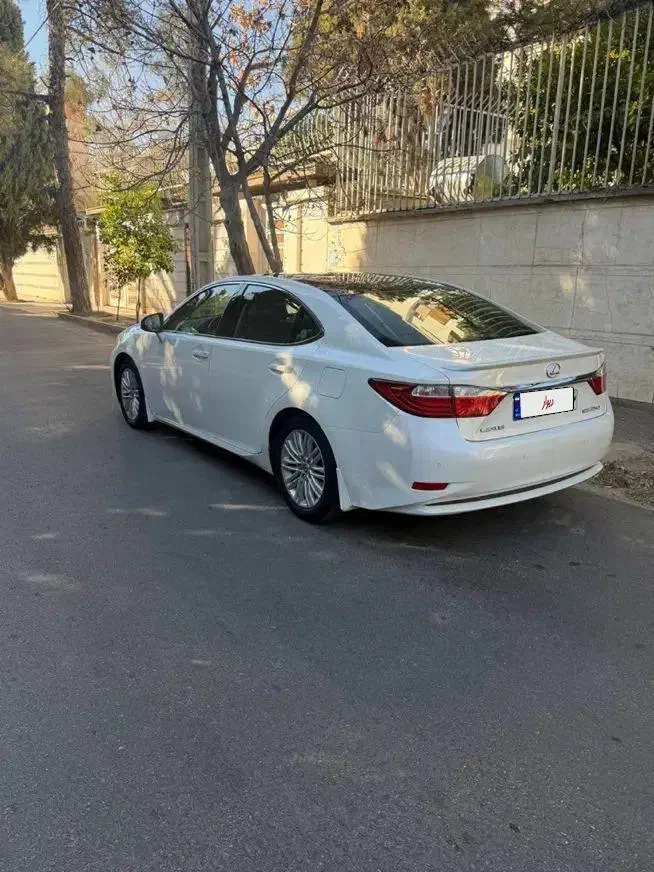 لکسوسes250|خودرو سواری و وانت|شیراز, عفیفآباد|دیوار