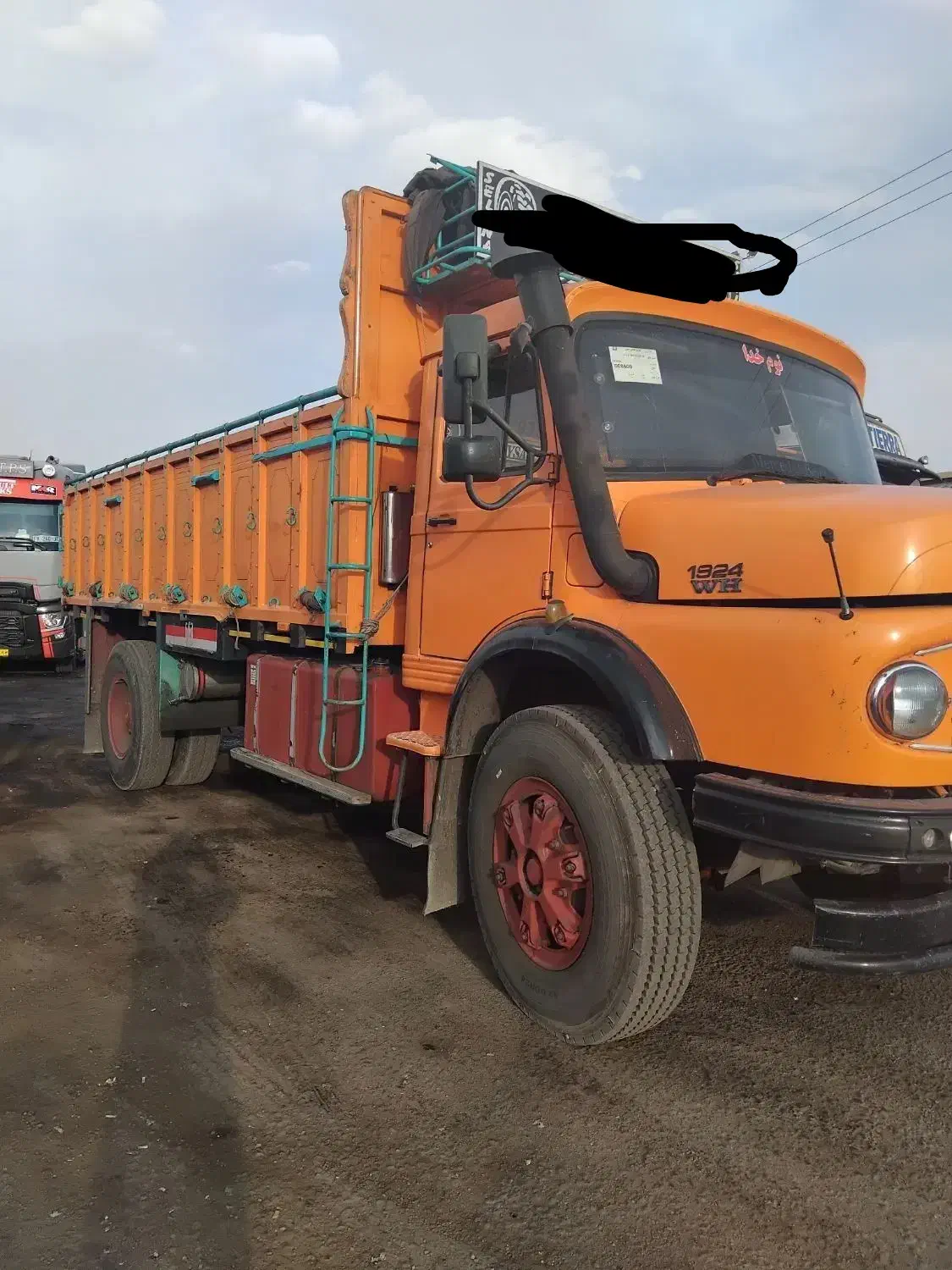 بنز تک باری تک برگ سند ۹۵برج ۱۱پیام پاسخگو نیستم|خودرو سنگین|کرمان, |دیوار