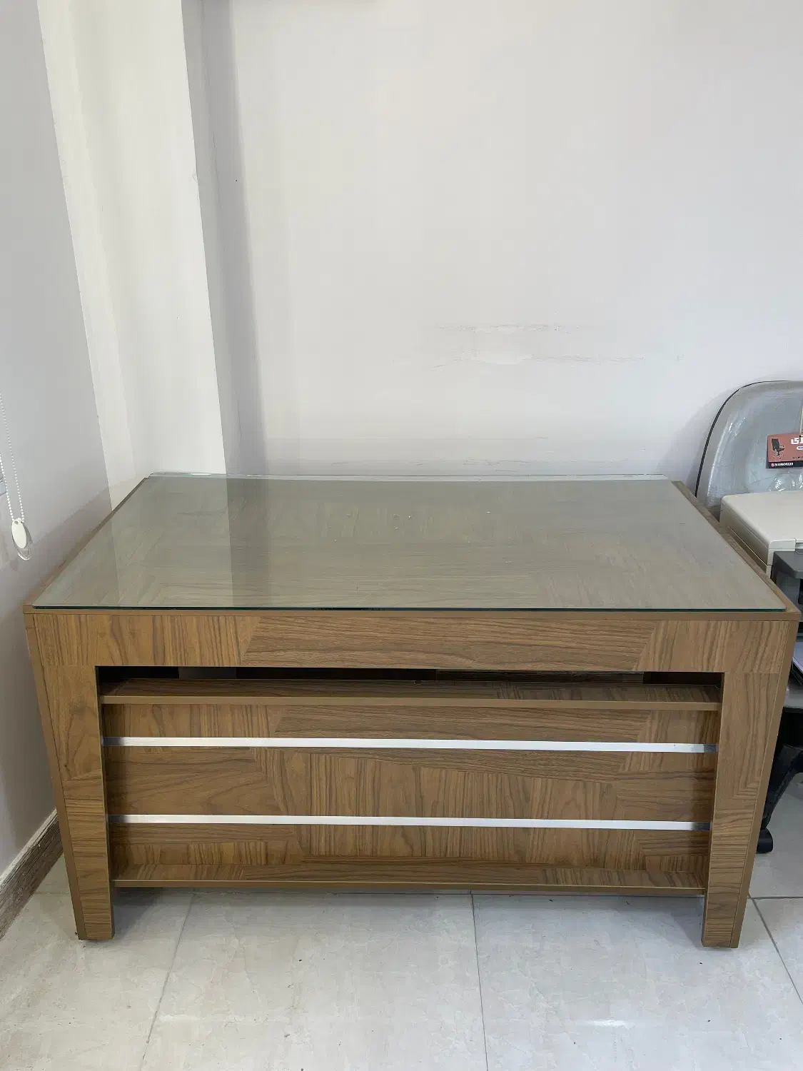 میز اداری و صندلی|مبلمان اداری|لاهیجان, یحی آباد|دیوار