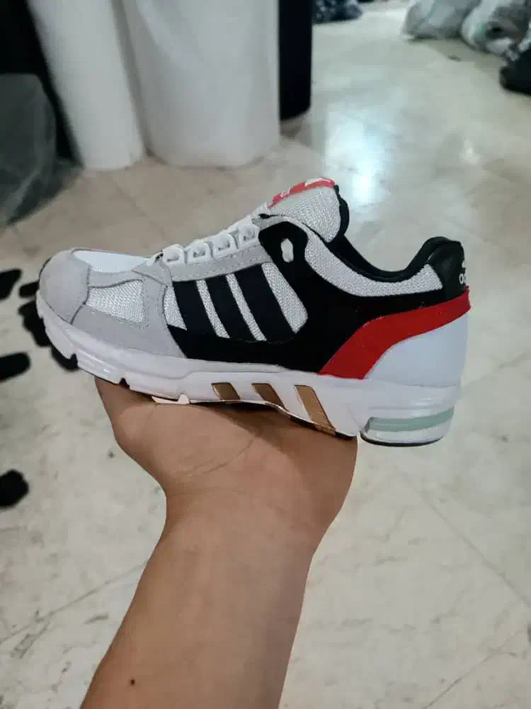 کفش ورزشی اسپرت|کیف، کفش، کمربند|گلستان (تهران), |دیوار