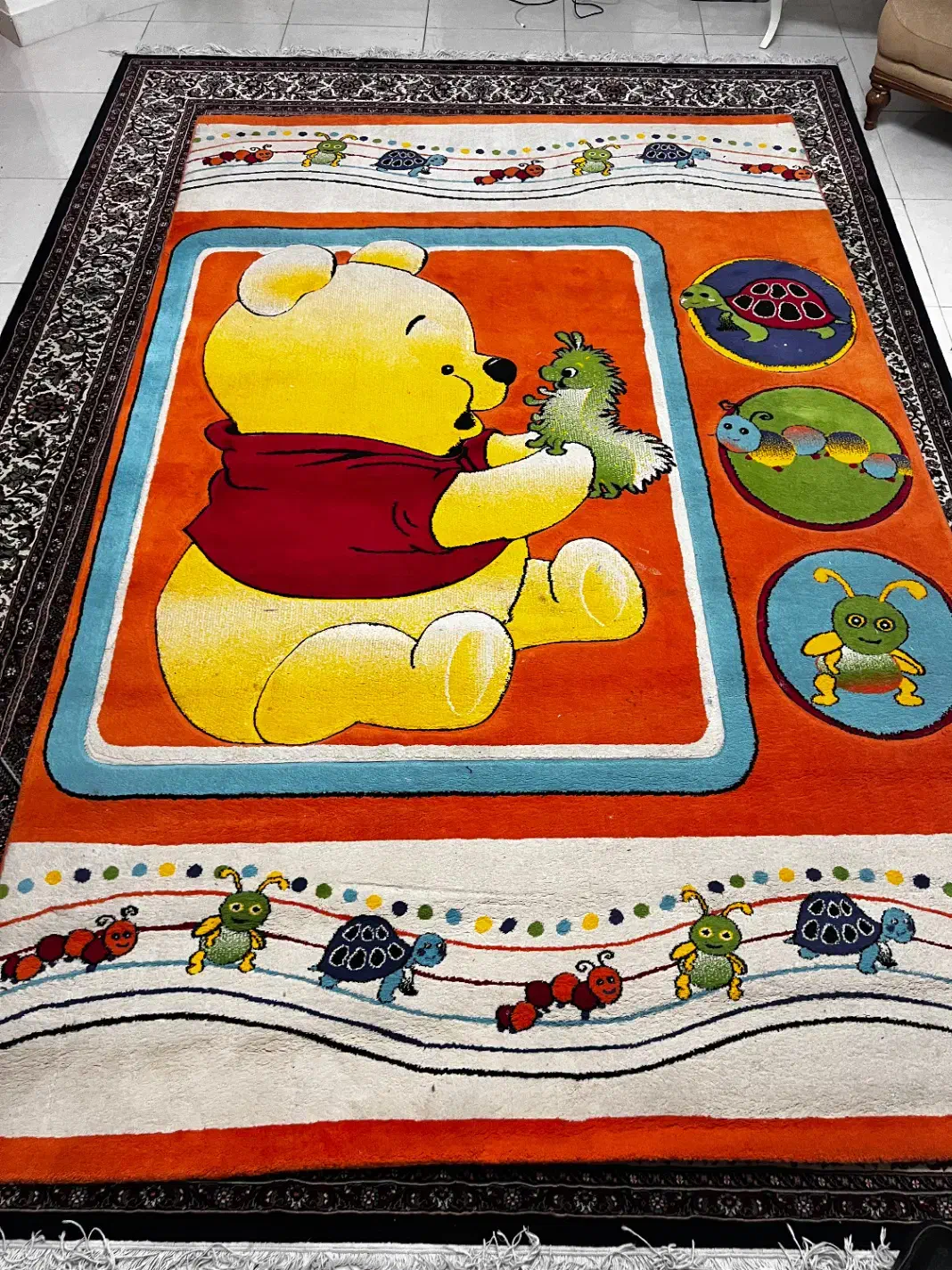 فرش|فرش|فردیس, قریشی|دیوار