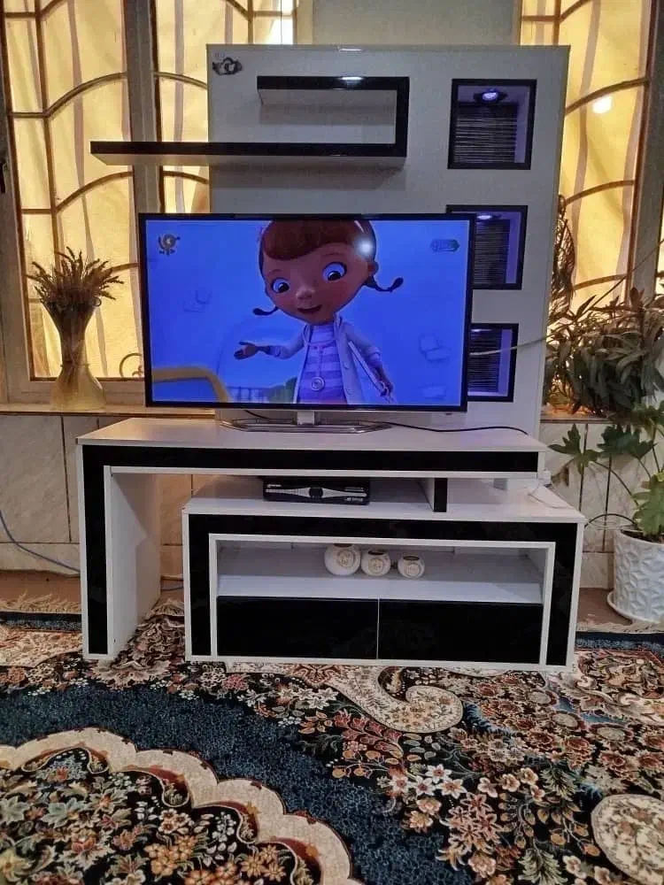 میز زیر تلوزیونی|میز تلویزیون|مرودشت, فاز دوم شهرک فرهنگیان|دیوار