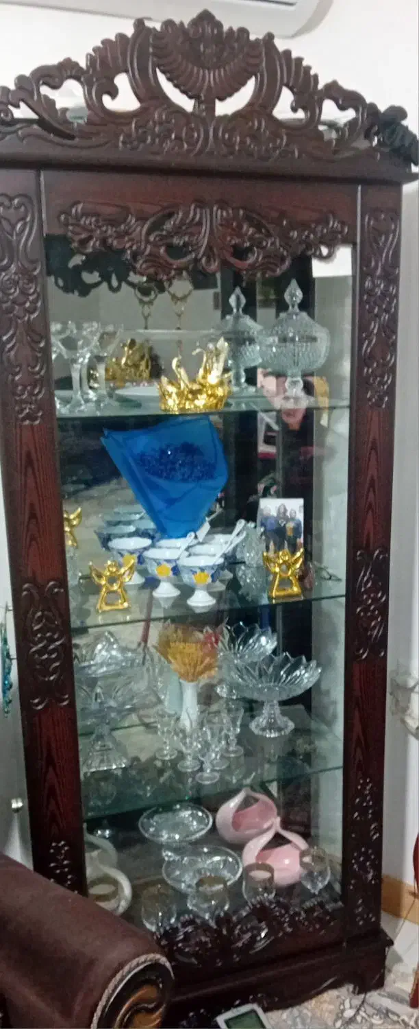 بوفه زیبا در حد نو|بوفه، ویترین، کنسول|لنگرود, |دیوار