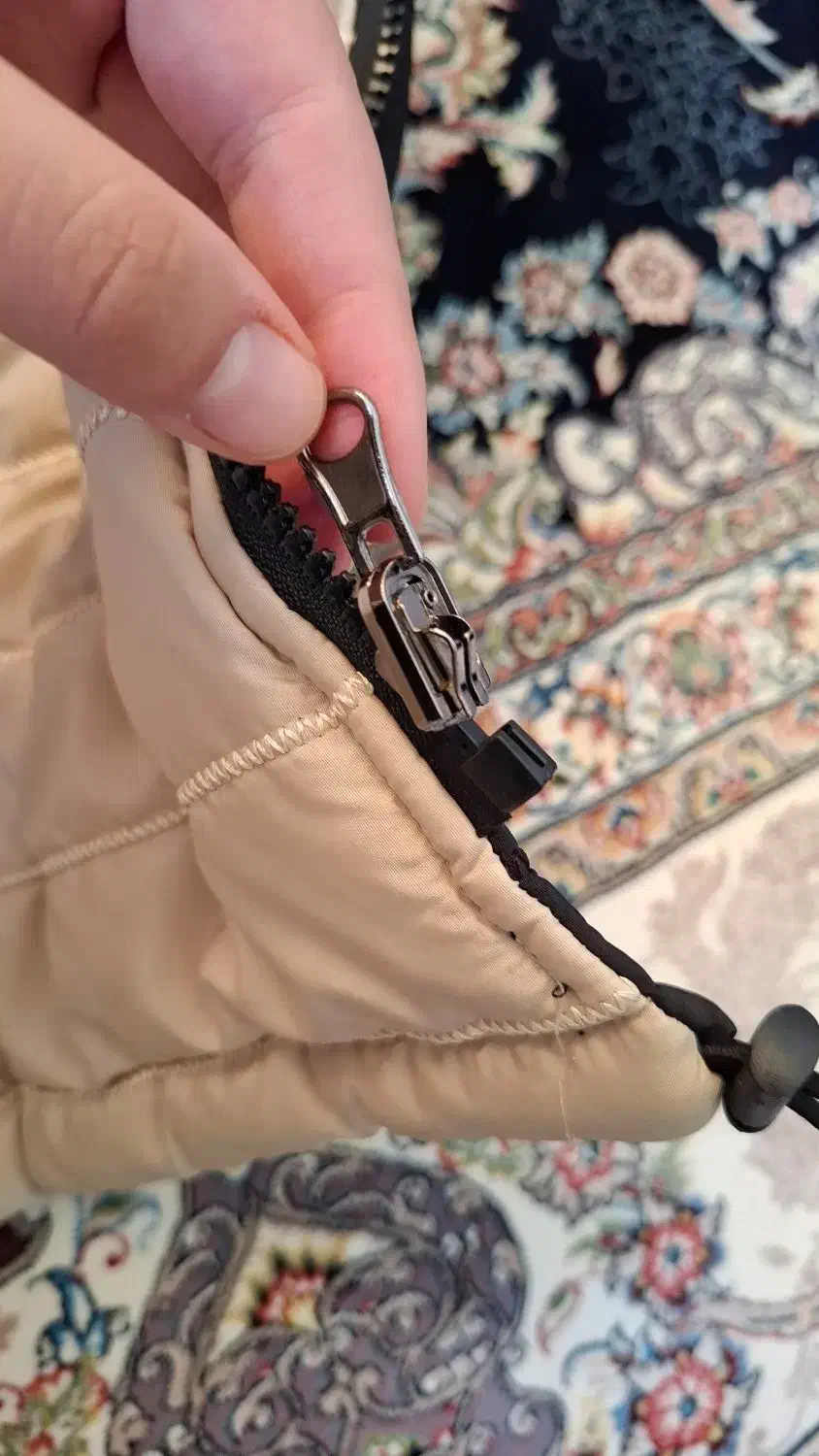 پافر دو روی مشکی کرمی نو|لباس|کامیاران, |دیوار