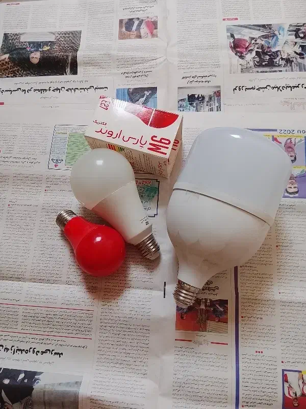 3 عدد لامپ|لامپ و چراغ|رباط‌کریم, مسکن مهر آبشناسان|دیوار